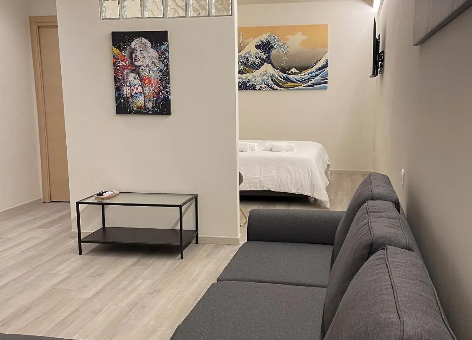7Suites Empoli 0*,  Italië